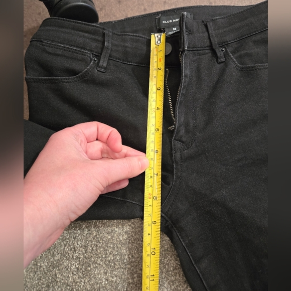 (26) Club Monaco Black Skinny Jeans - Picture 5 of 11